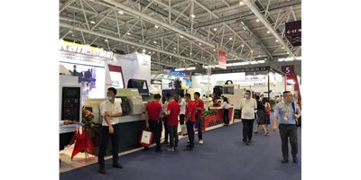 展会快讯：第22届深圳机械展今日开幕，，，，，，yl6776永利集团精机带您直播看展